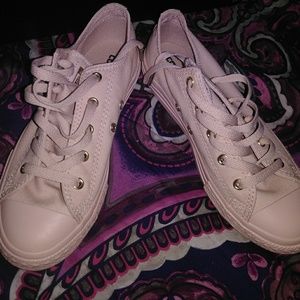 Blush Converse